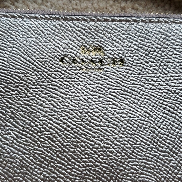 SOLD NWOT Gold Coach Wristlet - Picture 2 of 4